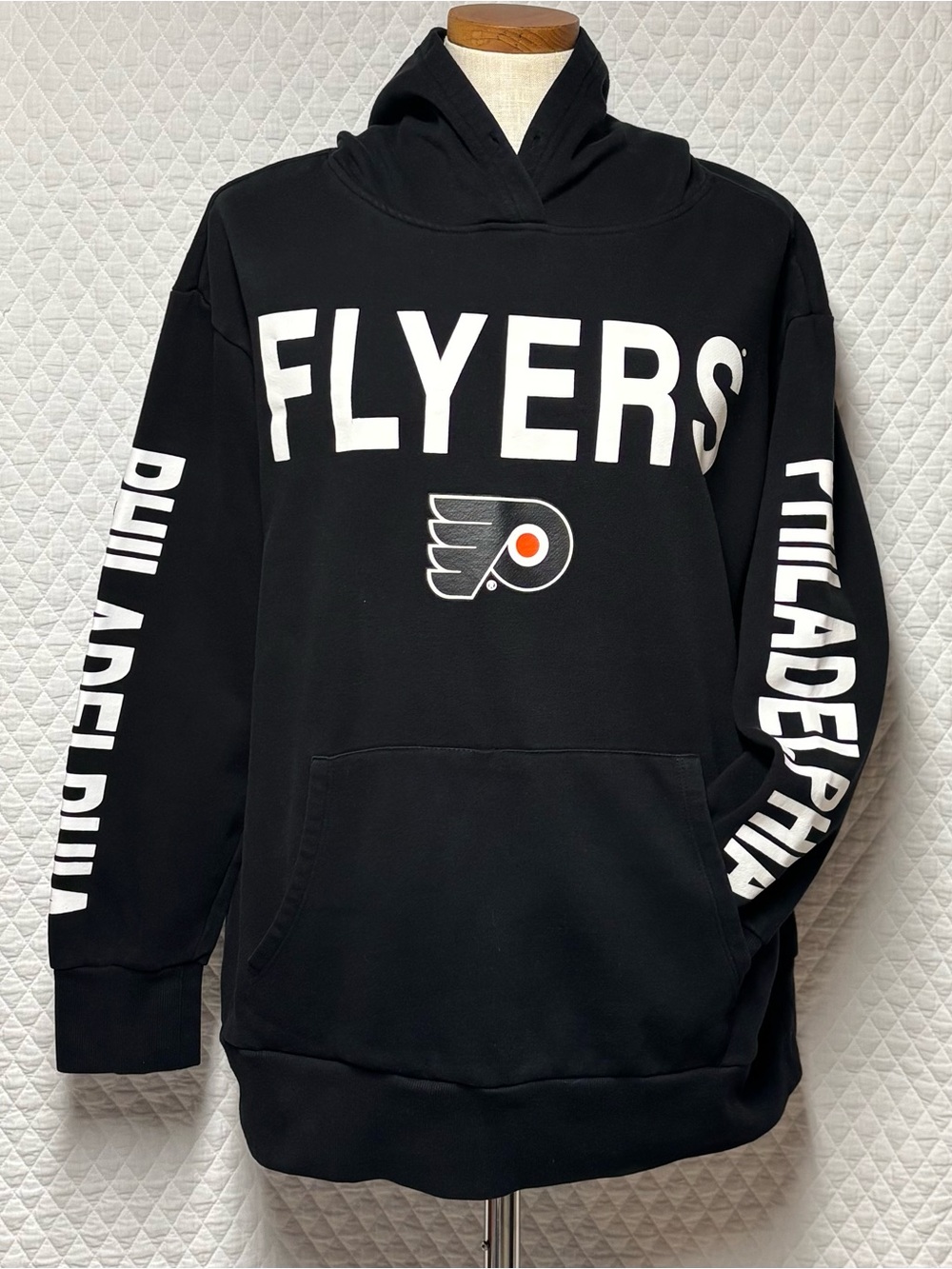 Philadelphia Flyers Black Crewneck Pullover Hoodie